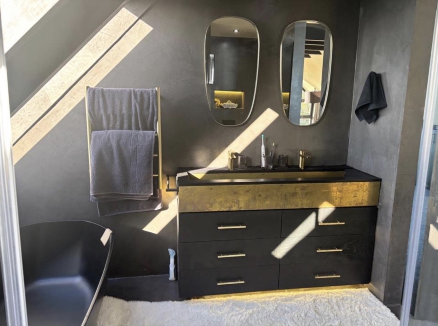 3 Bedroom Property for Sale in Ballots Bay Western Cape